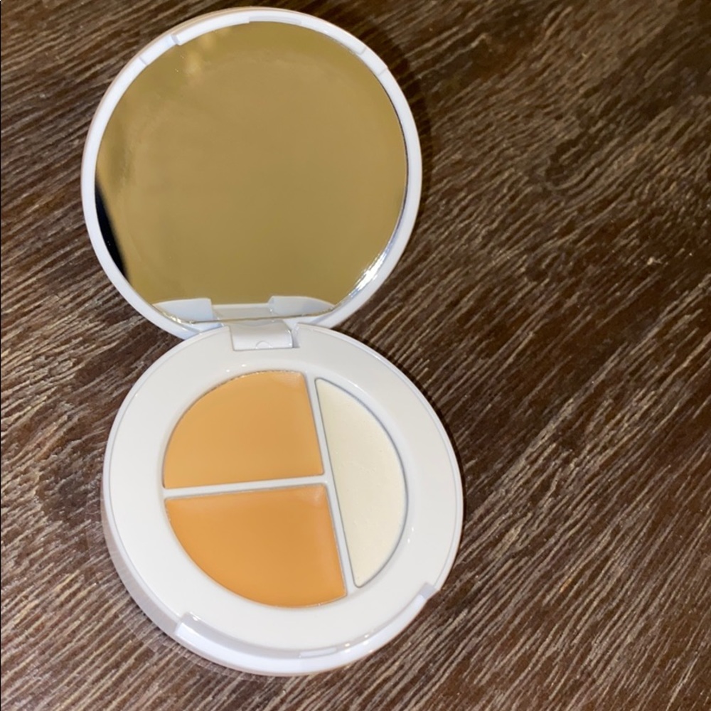 Conceal and Brighten Trio